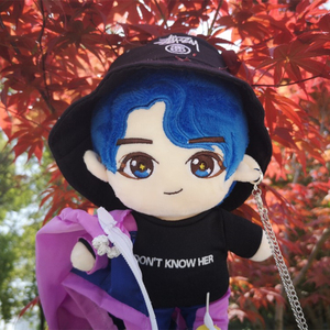 王一博公仔q版人形玩偶25cm棉花娃娃明星同款毛绒玩具酷女孩礼物