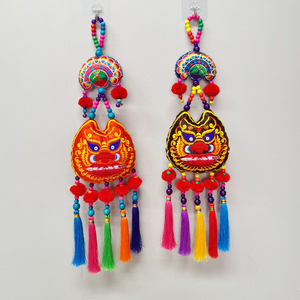 云南彝族刺绣虎头家居墙面挂饰幼儿园饭店民宿房间墙上彝家装饰挂