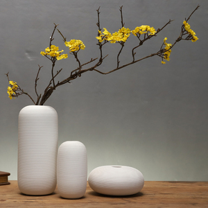 日式纯白条纹陶瓷花瓶摆件现代简约家居客厅桌面装饰插花花瓶摆设