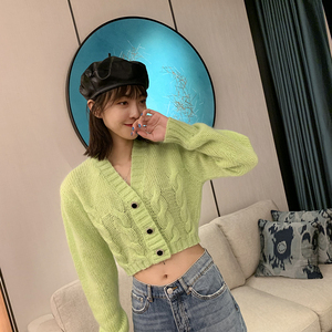 短款毛衣女露脐羊毛长袖高腰修身百搭绿色粗织麻花v领针织开衫