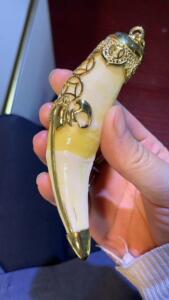 仿虎牙包金包银套老虎吊坠牙镶嵌熊牙镶嵌虎爪熊爪k金定制款吊坠