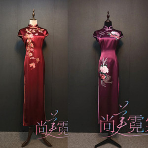 出租婚礼妈妈装旗袍丝绸缎面传统中国风紫色酒红色优雅婚喜宴婆婆