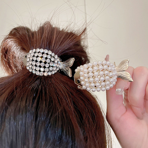 夏季新款珍珠镶钻小鱼发夹女韩国东大门抓夹高马尾固定神器发饰品