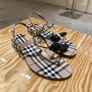 000人付款淘宝正品代购 burberry/巴宝莉女鞋一脚蹬格纹帆布鞋懒人