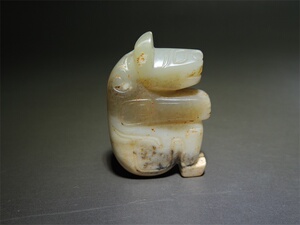 古玉老玉 西周时期的玉熊 天地孔佩饰 和田玉受沁钙化 包老