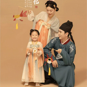 新款影楼主题服装拍照汉服情侣工作室全家福复古演出走秀亲子唐装