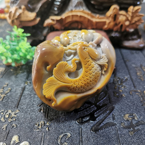 连年有余鲤鱼莲花 新疆泥石玉俏红籽料手把件老人男女款礼物新款