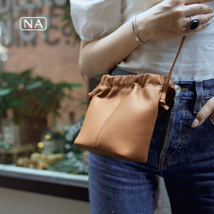 noir atelier 独立设计抽绳小软包 斜挎手挽两用 随性温柔百搭