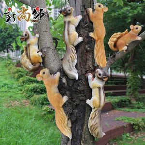 花园摆件仿真小松鼠摆件动物雕塑园林庭院户外爬树上挂件考拉装饰