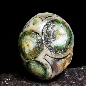 内蒙古阿拉善眼睛石玛瑙 天然原石 筋脉石头珠子戈壁缠丝手串糖心