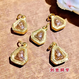 泰国佛牌 纯金外壳龙婆卡贤2538迷你必打 掩面 mini吊坠