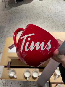 Tims咖啡马克杯枫叶咖啡雕刻喝水杯大红色经典圆形陶瓷水杯新年款