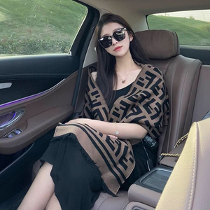 国现 fendi芬迪围巾 双f经典老花款 羊绒男女通用围脖披肩