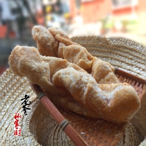 老爹放心荆州早餐炸糯米酥饺外酥里糯裹好糖粉3只装易变形