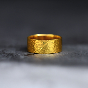 匠人手工锤目纹古法黄金戒指999足金男女情侣对戒结婚素圈指环