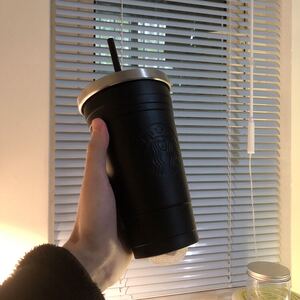 限量星巴克2018新品杯子473ml黑色不锈钢吸管杯磨砂随手杯冷水杯