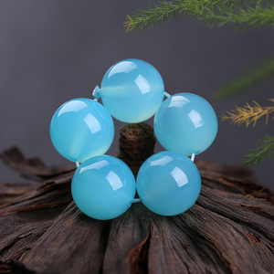 little_six0淘宝台湾蓝宝,蓝玉髓,台湾天然宝石带产证,台湾蓝玉髓0