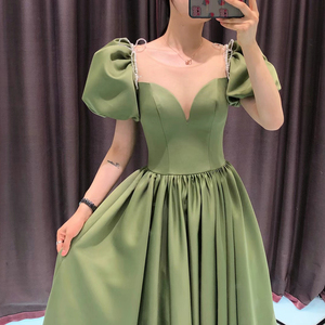 2021新款小个子缎面显瘦绿色高级感泡泡袖敬酒服名媛宴会晚礼服女