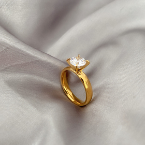 锆石戒指女食指欧美夸张奢华大气质个性时尚仿真钻石镶钻装饰指环