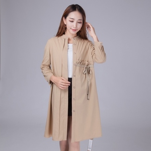 伊百丽新款风衣