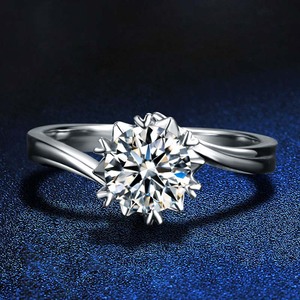 老凤祥首pt950铂金莫桑石1克拉雪花扭臂钻戒女白金戒指七夕礼物