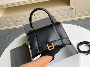 b家包包沙漏包鳄鱼纹b字母女包真皮斜跨手提小包复古时尚凯莉包