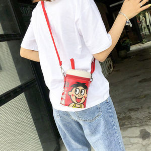 旺仔牛奶斜挎包可爱小包包女2020新款卡通旺仔洋气水桶单肩包少女