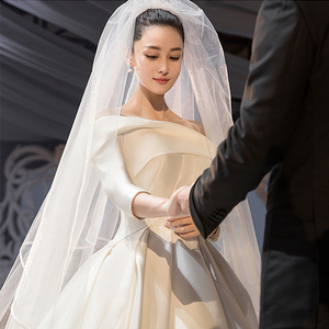 张馨予同款结婚百搭韩式拖尾婚纱头饰简约4米超长缎包边新娘头纱