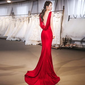 性感鱼尾露背红色敬酒服2022新款优雅新娘结婚回门高端气质礼服裙