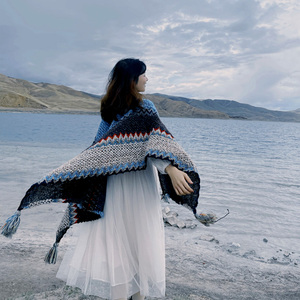 云南新疆青海川西旅游拍照穿搭针织民族风披肩女配裙披风毛线斗篷