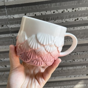 星巴克414ml幻彩系列堆迭鱼鳞款粉色马克杯陶瓷杯咖啡杯喝水杯子