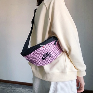 运动风包包女耐克