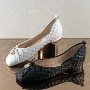 vme/舞魅女鞋vs21a3001-1980专柜正品2021年春夏款平底方头女单鞋