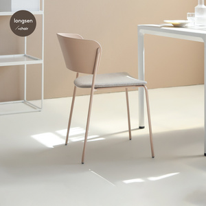 创意咖啡厅餐厅椅子奶油风靠背北欧椅子网红原木休闲区办公室椅子