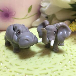 健达奇趣蛋河马大象拼装动物玩具草原奇趣