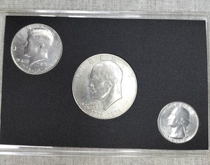 h75 美国建国200周年纪念币3枚套,原光品,自配盒子