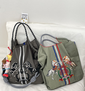 日本代购ball chain购物袋环保袋2023新款战马刺绣手提包单肩包包