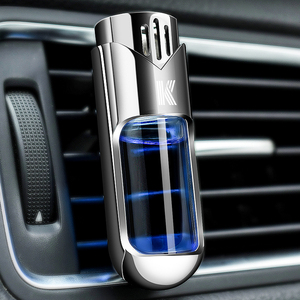 车载香水出风口香薰汽车用精油高档摆件持久淡香古龙车内空瓶男女