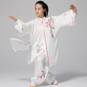 绣花太极服 女刺绣梅花弹力真丝绸比赛表演服 三件套披纱武术练功