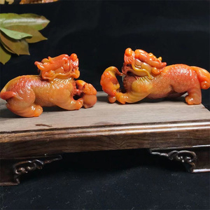 貔貅摆件黄龙玉