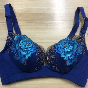 005人付款淘宝水中花乳胶内衣女小胸聚拢调整型文胸厚薄款无