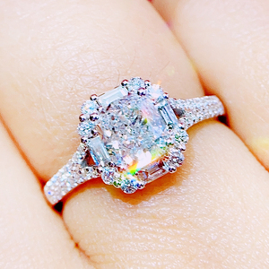 1克拉垫形钻戒t方群镶钻石戒指50分求婚钻石女戒正品gia裸钻定制