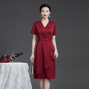 准婆婆婚礼妈妈礼服丈母娘婚宴装新娘母亲喜服高贵年轻嫁女儿夏季