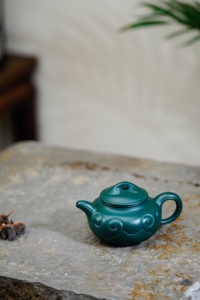 宜兴紫砂壶 仿古如意 国家级工艺美术师 毛俊兰 稀有苏门答腊青料