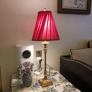 复古红色长明灯结婚主卧室床头台灯创意怀旧美式客厅高级感书房灯