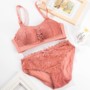 内衣内裤一套装女蕾丝小胸平胸专用夏天抹胸防走光伊人坊少女日系