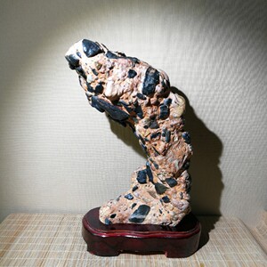 虎皮纹灵璧石英石五彩灵璧磬石太湖石奇石观赏石碎积岩红黑彩石