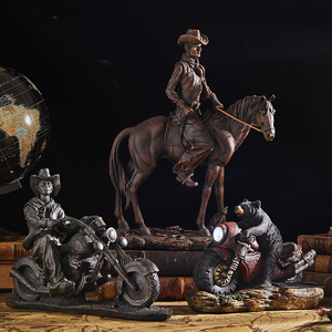 美式复古西部牛仔摆设酒吧客厅装饰品创意礼物骑马摩托摆件工艺品