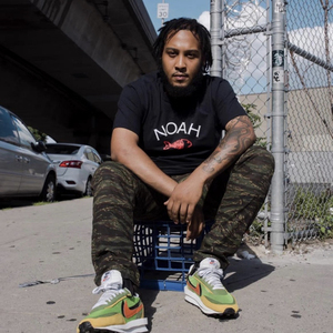 代购noah 19ss nyc fishbone logotee 鱼骨头架字母短袖t恤男女