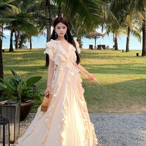 高级感白色海边度假连衣裙沙滩仙女长裙2024夏季蛋糕裙公主裙裙子